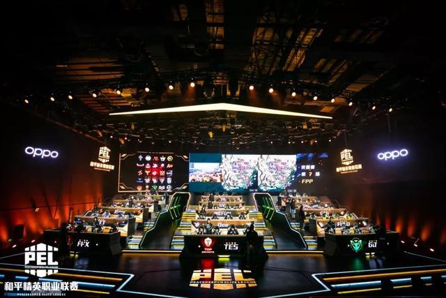 队新的考验 队新的考验